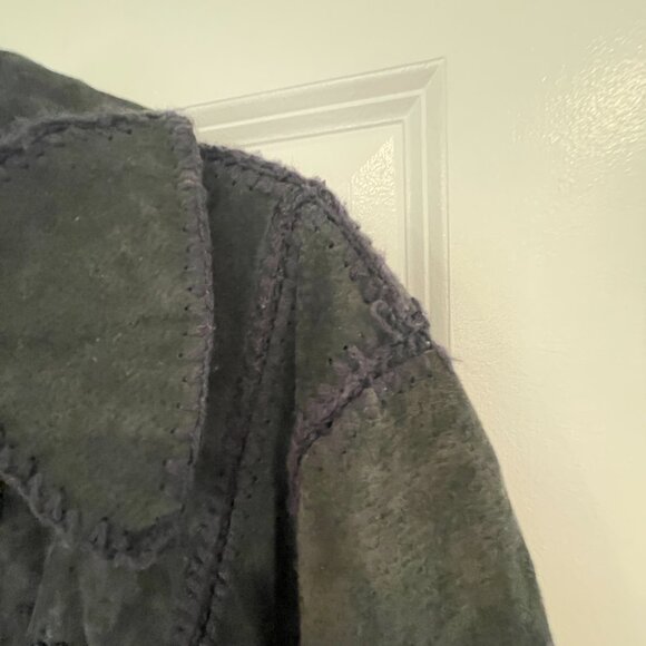 Coat - Picture 5 of 10